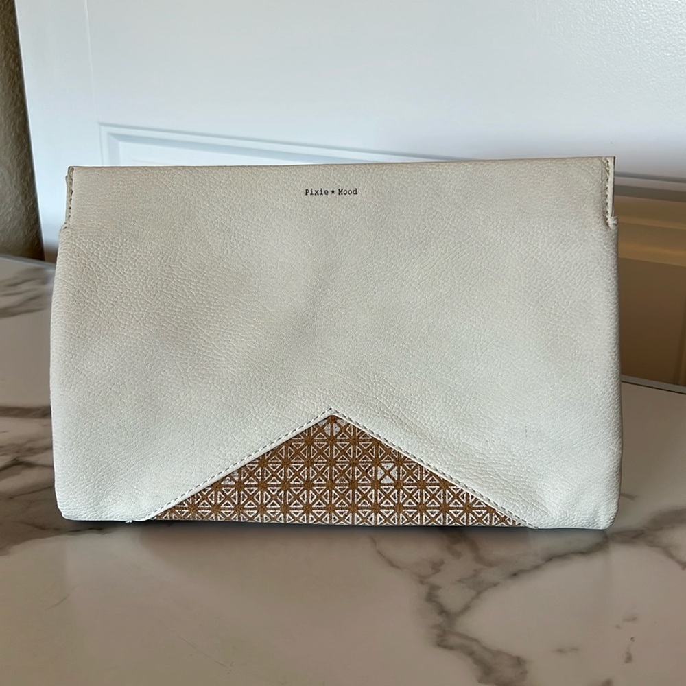 Pixie Mood Margaret clutch cream and patern cork